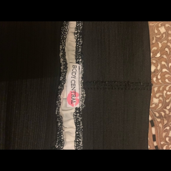 Body Central Skirt - Picture 4 of 4